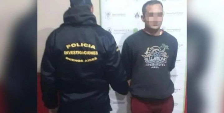 lo detuvieron cuando iba a patear un penal los policias estaban disfrazados de jugadores