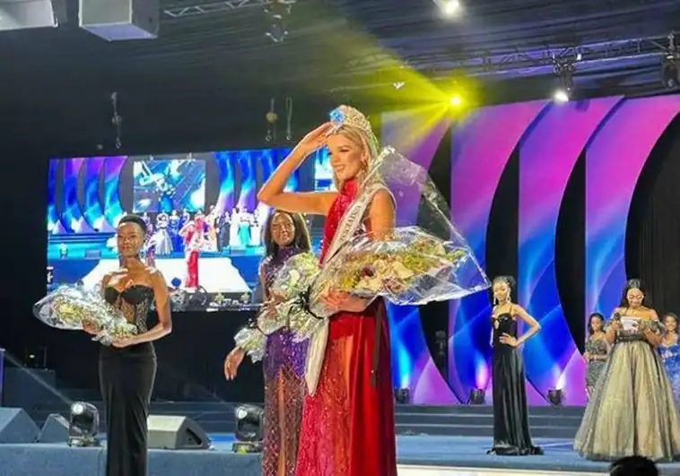 Polemica En Zimbabue Porque Su Candidata A Miss Universo Es Blanca Es Una Extranjera