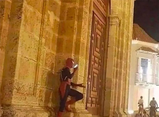 Cuando estás salvando el mundo y Mary Jane se pone tóxica. 1 Cuando Estas Salvando El Mundo Y Mary Jane Se Pone Toxica