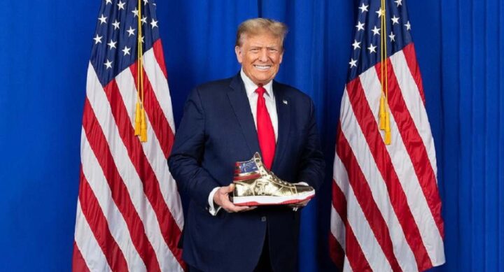donald trump se pone a vender tenis para pagar su deuda de 372 millones de dolares
