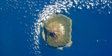 Tristan De Acuna La Vida En La Isla Mas Remota Del Mundo