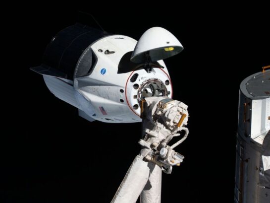 Estafa A Una Mujer Haciendose Pasar Por Un Astronauta Que Necesita Dinero Para Volver A La Tierra