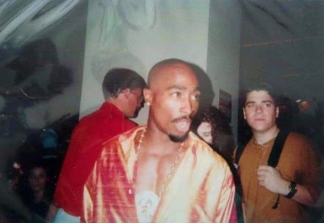 Las últimas imágenes de Tupac Shakur poco antes de ser tiroteado el 7 de septiembre de 1996. 3 las ultimas imagenes de tupac shakur poco antes de ser tiroteado el 7 de septiembre de 1996