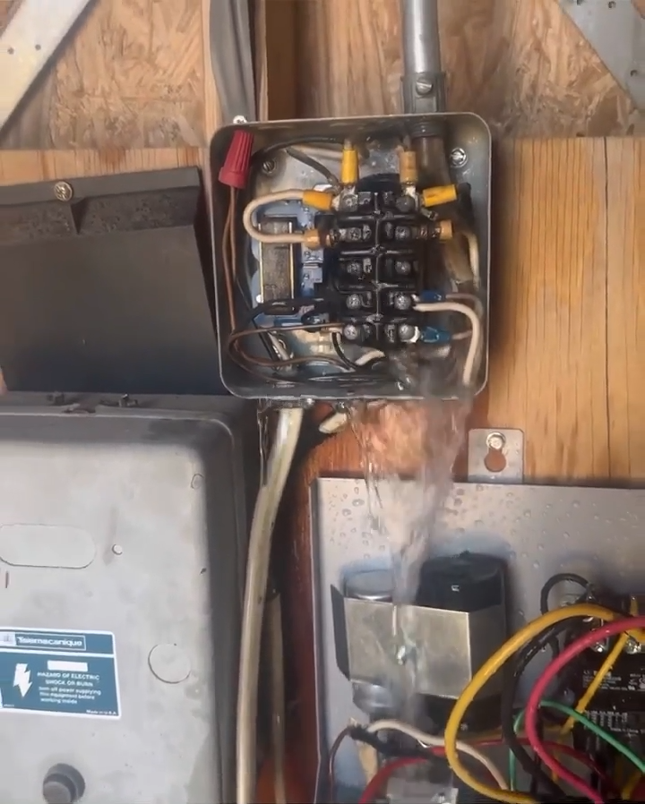 No Soy Electricista Ni Plomero Pero Creo Que Esto No Deberia Pasar