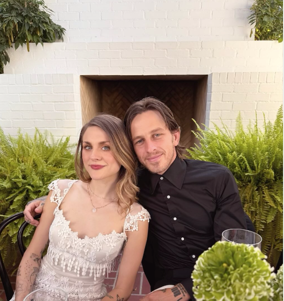 la hija de Kurt Cobain, Frances Bean, da a luz a su primer bebé. 4 sdfsdfsdf 3