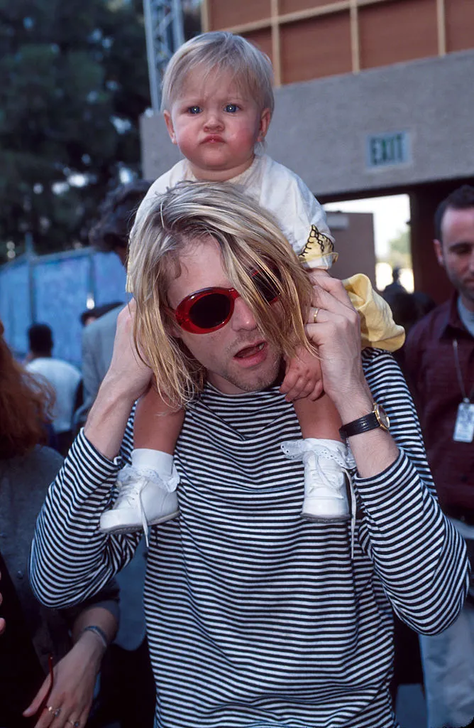 la hija de Kurt Cobain, Frances Bean, da a luz a su primer bebé. 5 sfsdsssss