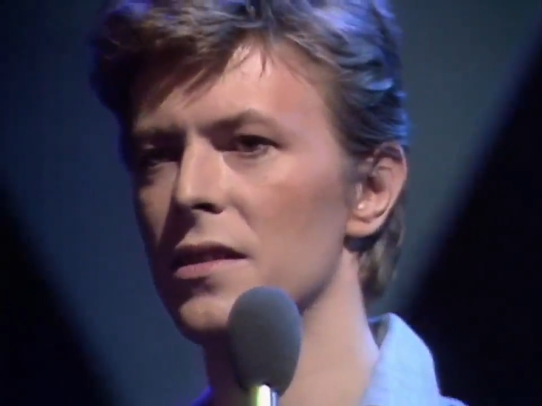 David Bowie Heroes Top Of The Pops 1977