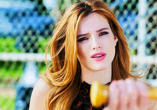 Galeria De La Jugosa Bella Thorne