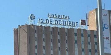 Si Crees Que Tu Trabajo Es Una Mierda Imaginate Al Que Sube Ahi Todos Los Dias Pa Cambiar La Fecha