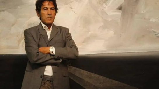 Un Artista Vende Su Segunda Estatua Invisible Por Un Precio Record De 28000 Euros