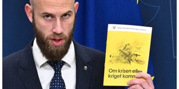 Manuales De Supervivencia Suecia Y Finlandia Aceleran La Preparacion De Su Poblacion Civil En Caso De Guerra