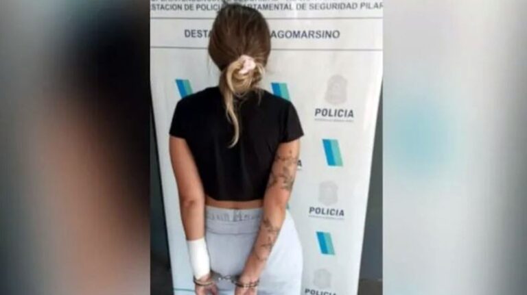 Encontro A Su Novio Teniendo Relaciones Con Otra Mujer Quiso Prenderles Fuego Pero Incendio Su Casa