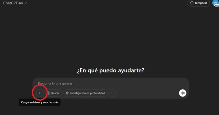Convierte tu foto en una figura de acción digital con ChatGPT. 5 Carga tu imagen en ChatGPT1