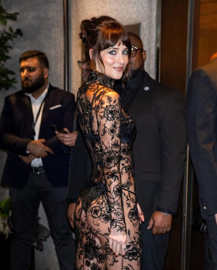 Conoces a Dakota Johnson? ya viste estas fotos?... 4 conoces a dakota johnson ya viste estas fotos 45cadde1