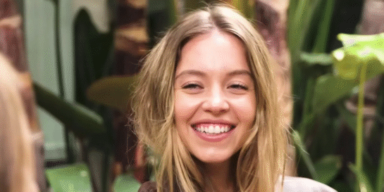 Sydney Sweeney se niega a disculparse por su anuncio de jeans y es criticada por su actitud. 37 sdfsdfsdf 2