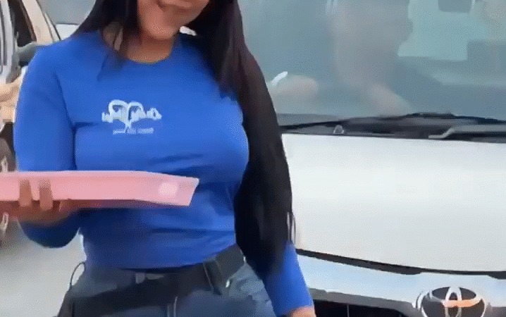 Lady Pays causando problemas!!
