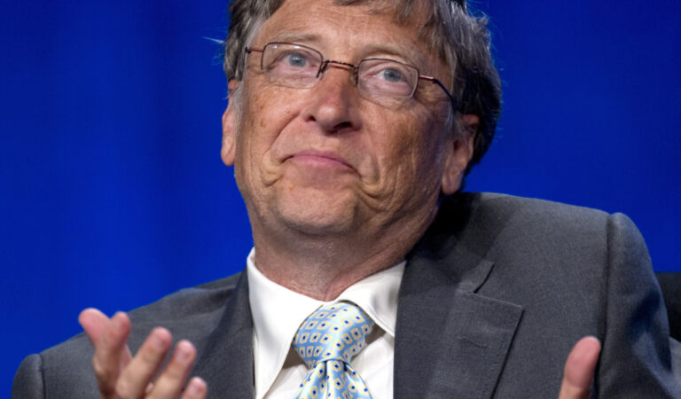 Bill Gates confirma que se cogió bien rico a dos mujeres rusas, según los archivos de Epstein.