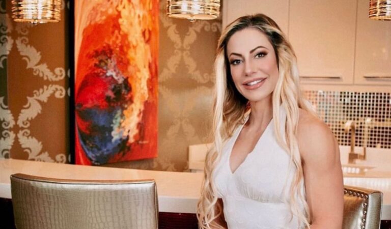 Terapeuta sexual se acuesta con sus clientes para salvar sus matrimonios.