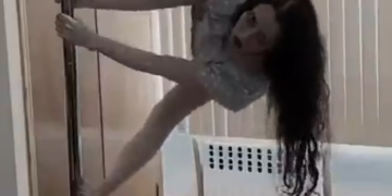 videoframe 834